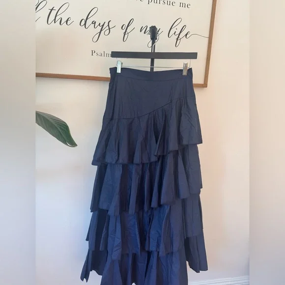 NWT Elegant Navy Blue Tiered 100% Cotton Skirt - Picture 6 of 9